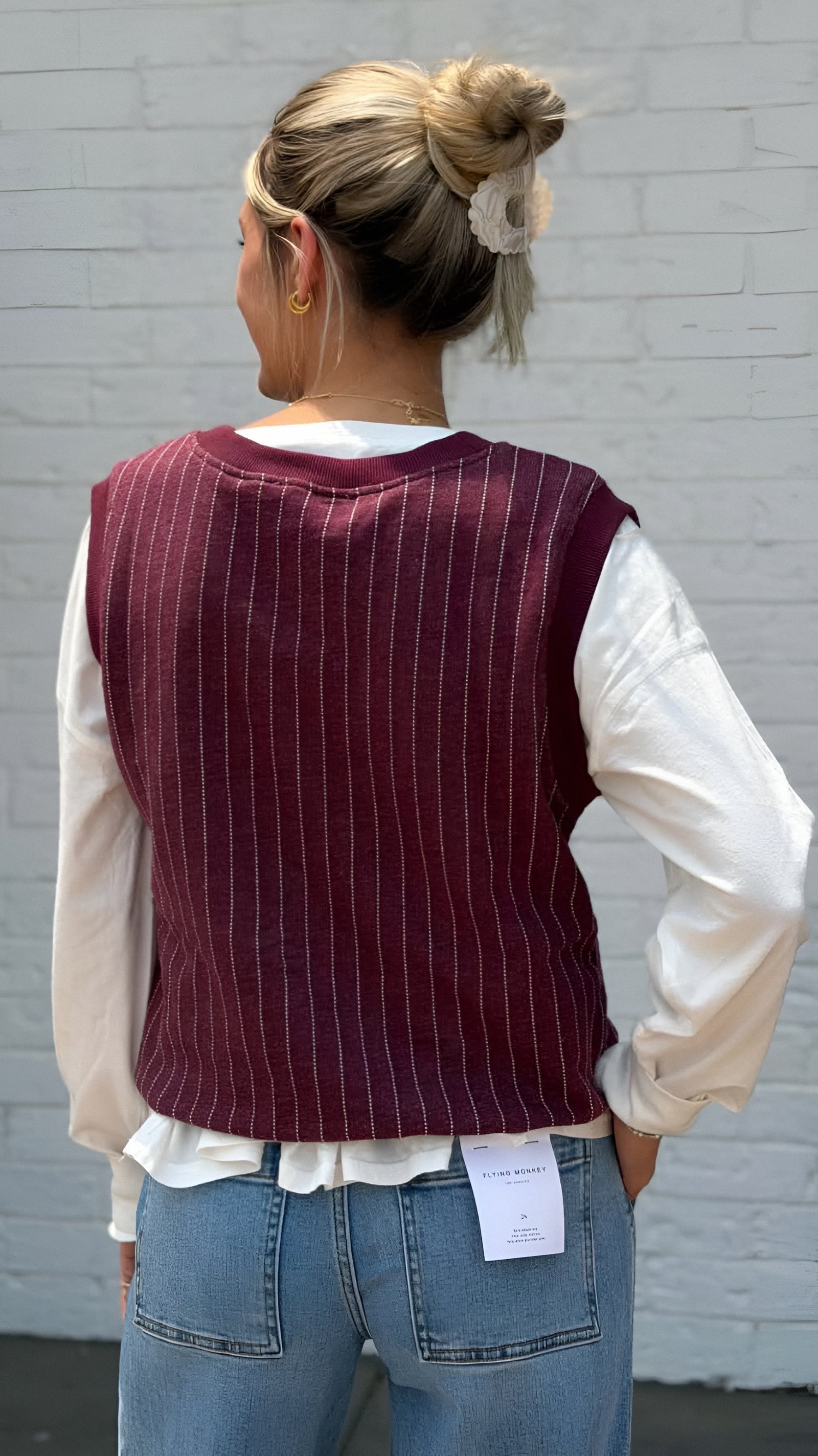 Chic Pinstripe V-Neck Sleeveless Knit Top in 2 Colors