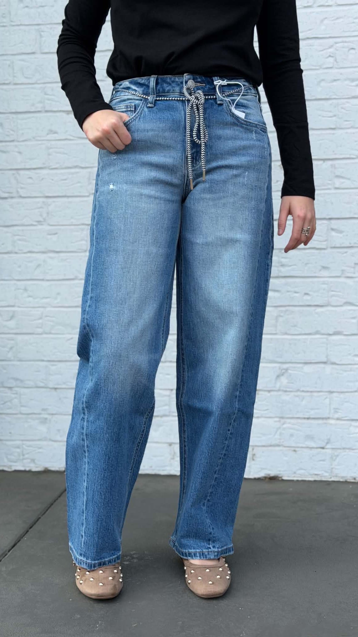 Vervet High Rise Drawstring Wide Barrel Jeans T7525