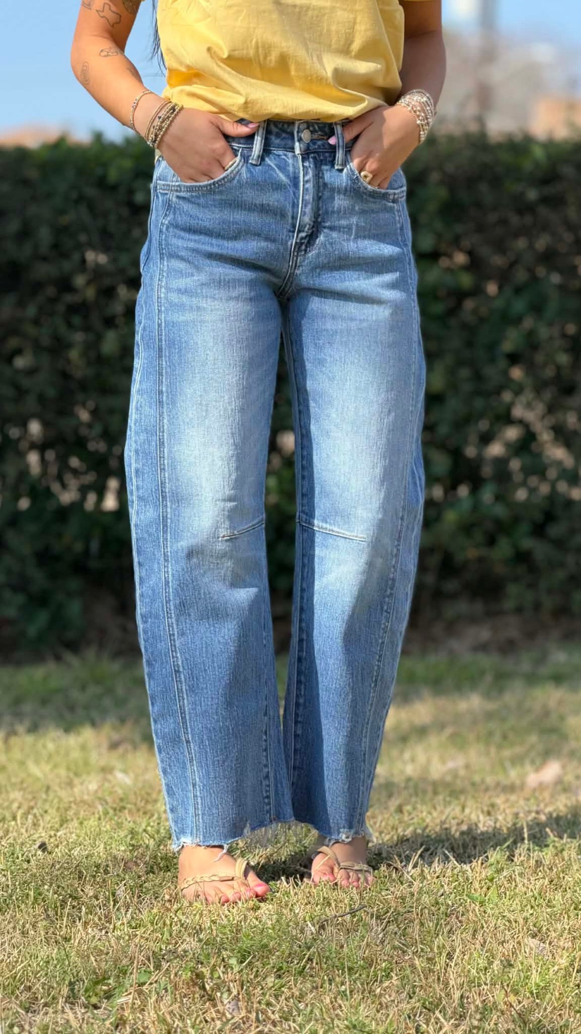 Vervet Kate High Rise Barrel Jean T7255