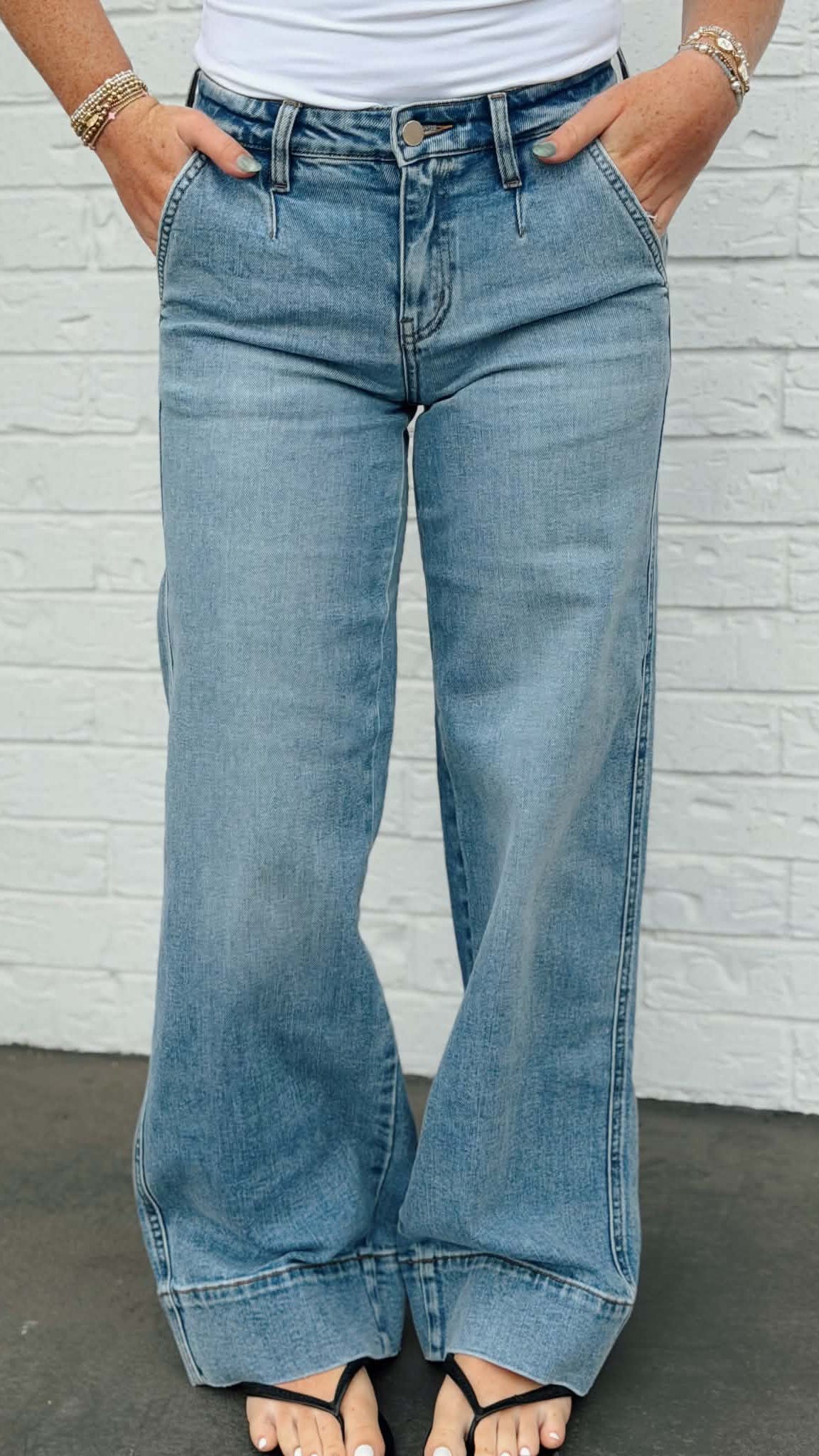 Flying Monkey Mid Rise Wide Leg Trouser Hem F9072