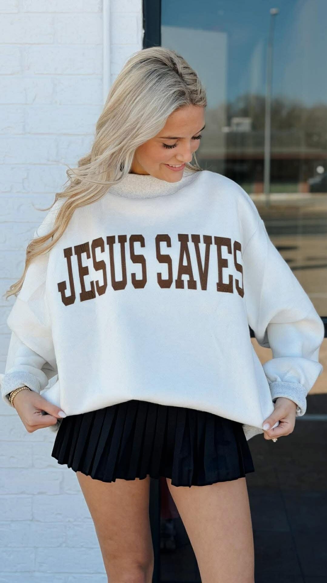 Mock Neck Reversible Sweatshirt +/JESUS SAVES