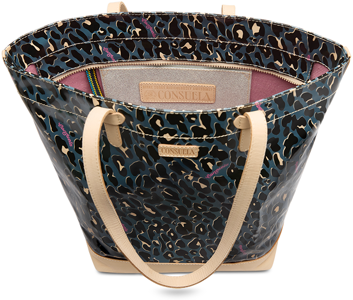 Consuela Daily Tote in Danni