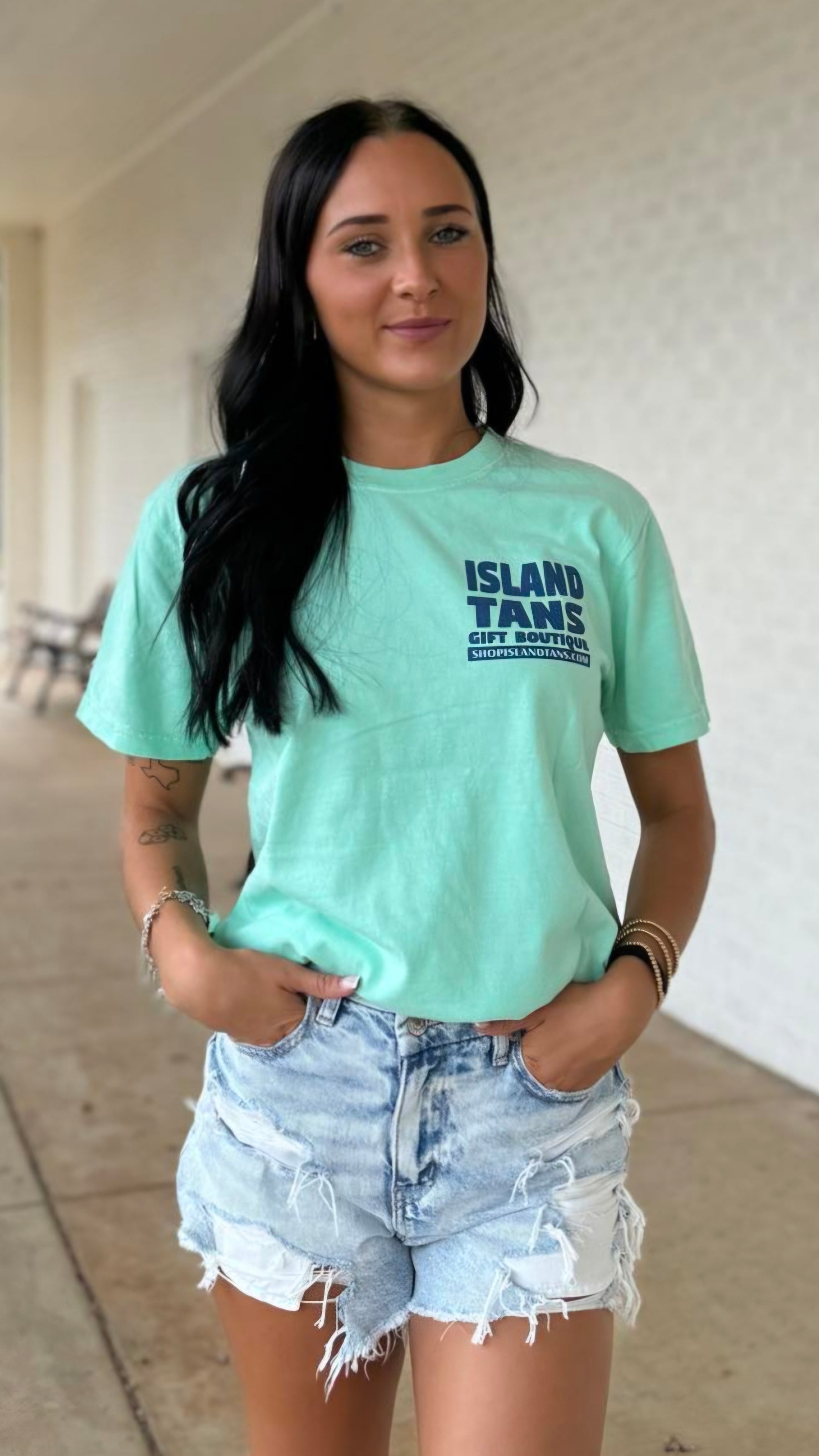 Island Tans Logo Tees‐ Comfort Cotton Island Reef Tee