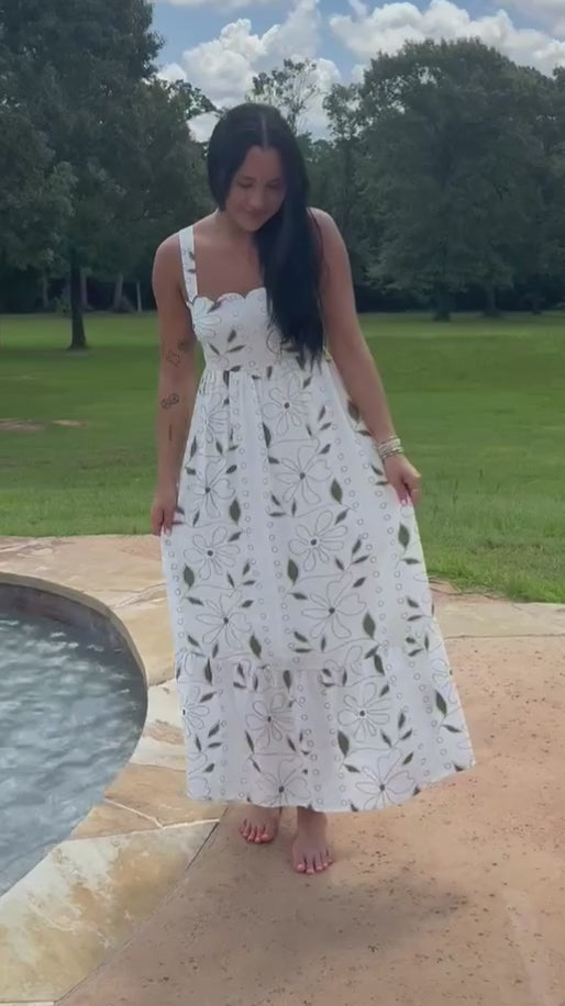 Floral Embroidery Scallop Trim Midi Dress in Moss Green