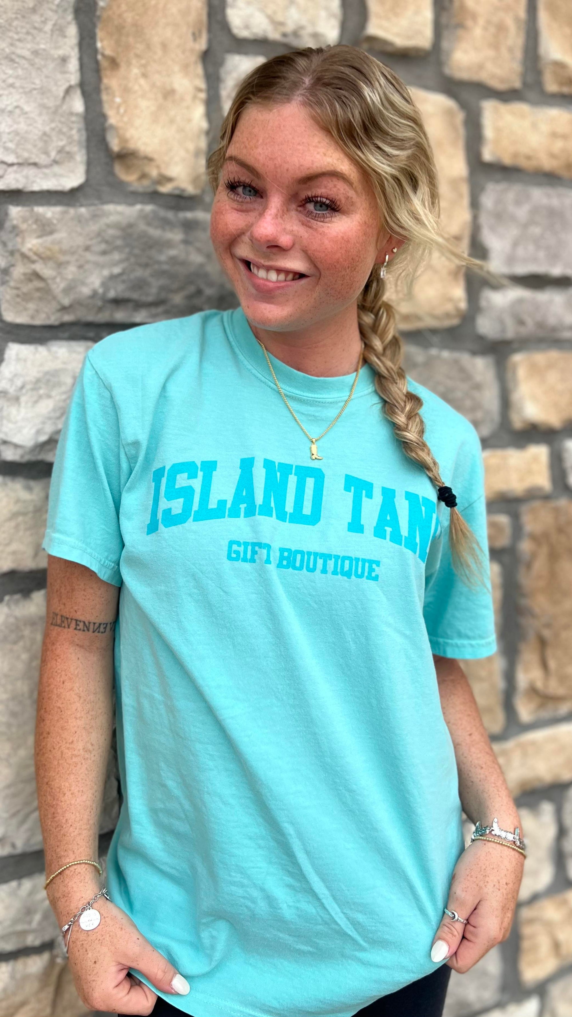 Island Tans Short Sleeve T-Shirt - Turquoise