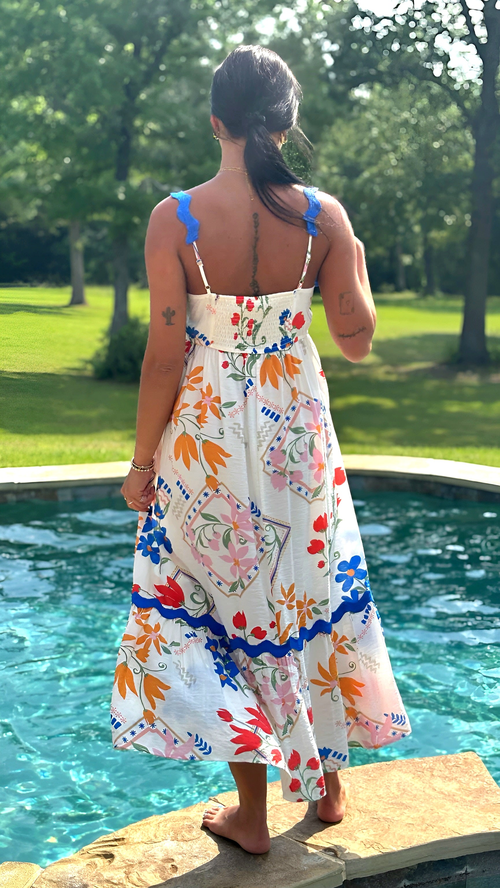 Sleeveless Maxi Dress with Scallop Trim in 2 Colors
