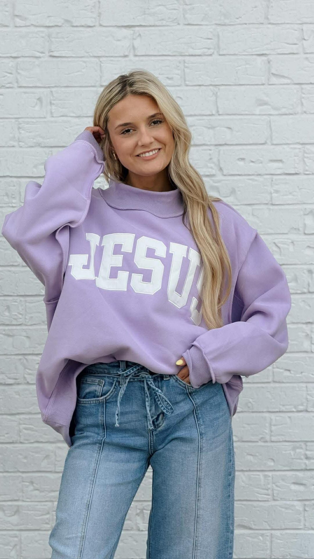 Mock Neck Embroidered Sweatshirt "JESUS" in Violet