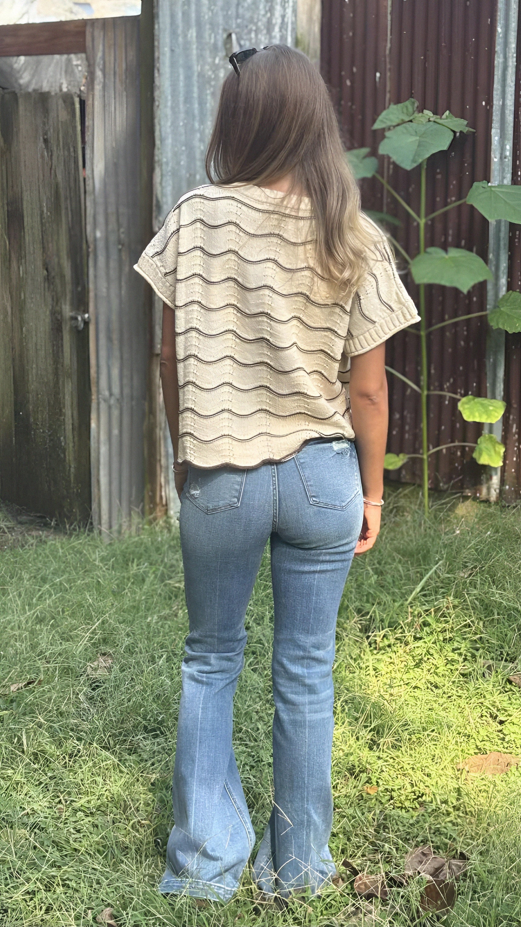 Short Sleeve Scallop Trimmed Striped Sweater in 2 Colors