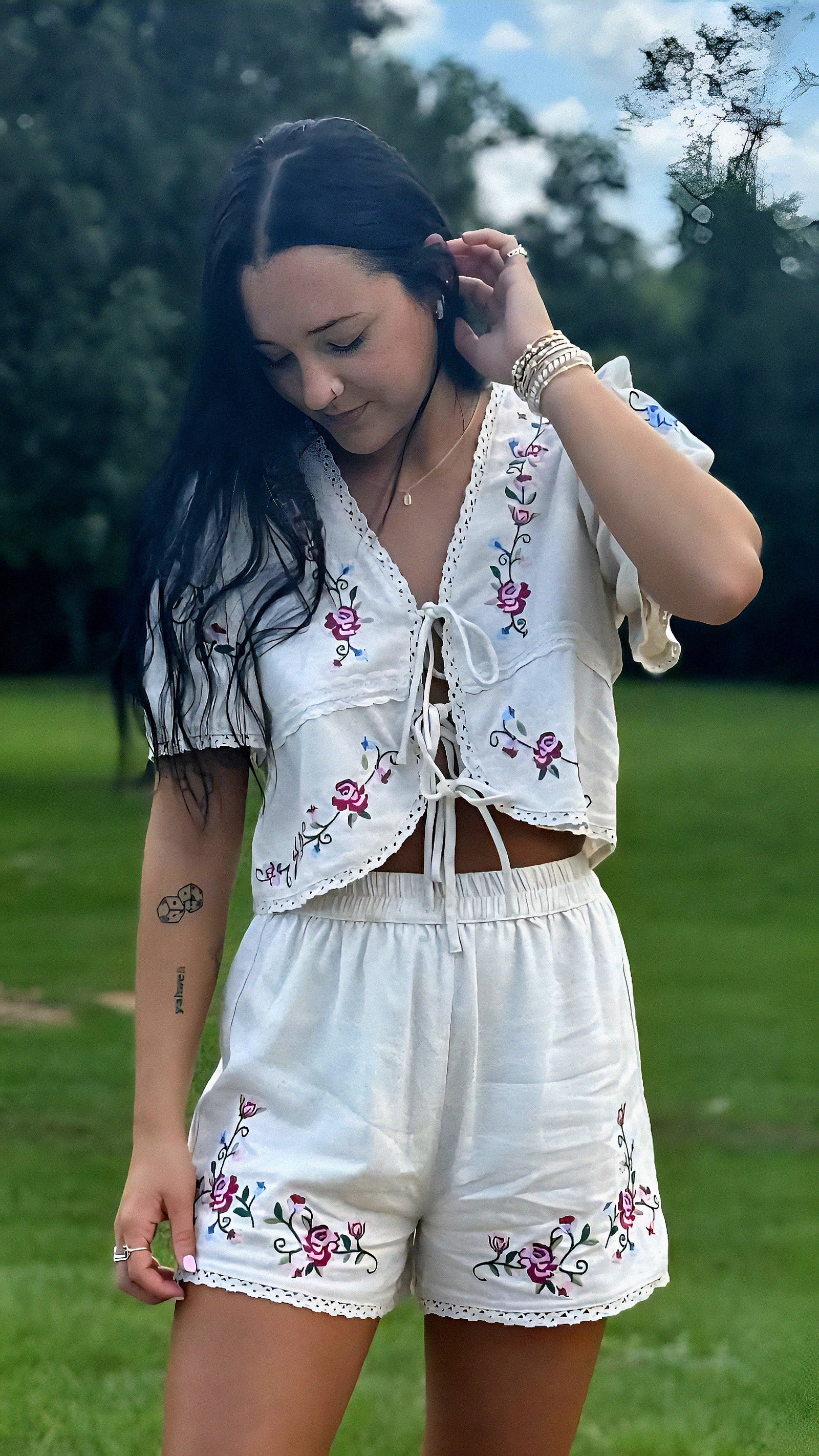 Floral Embroidery Dropped Blouse and Short Set