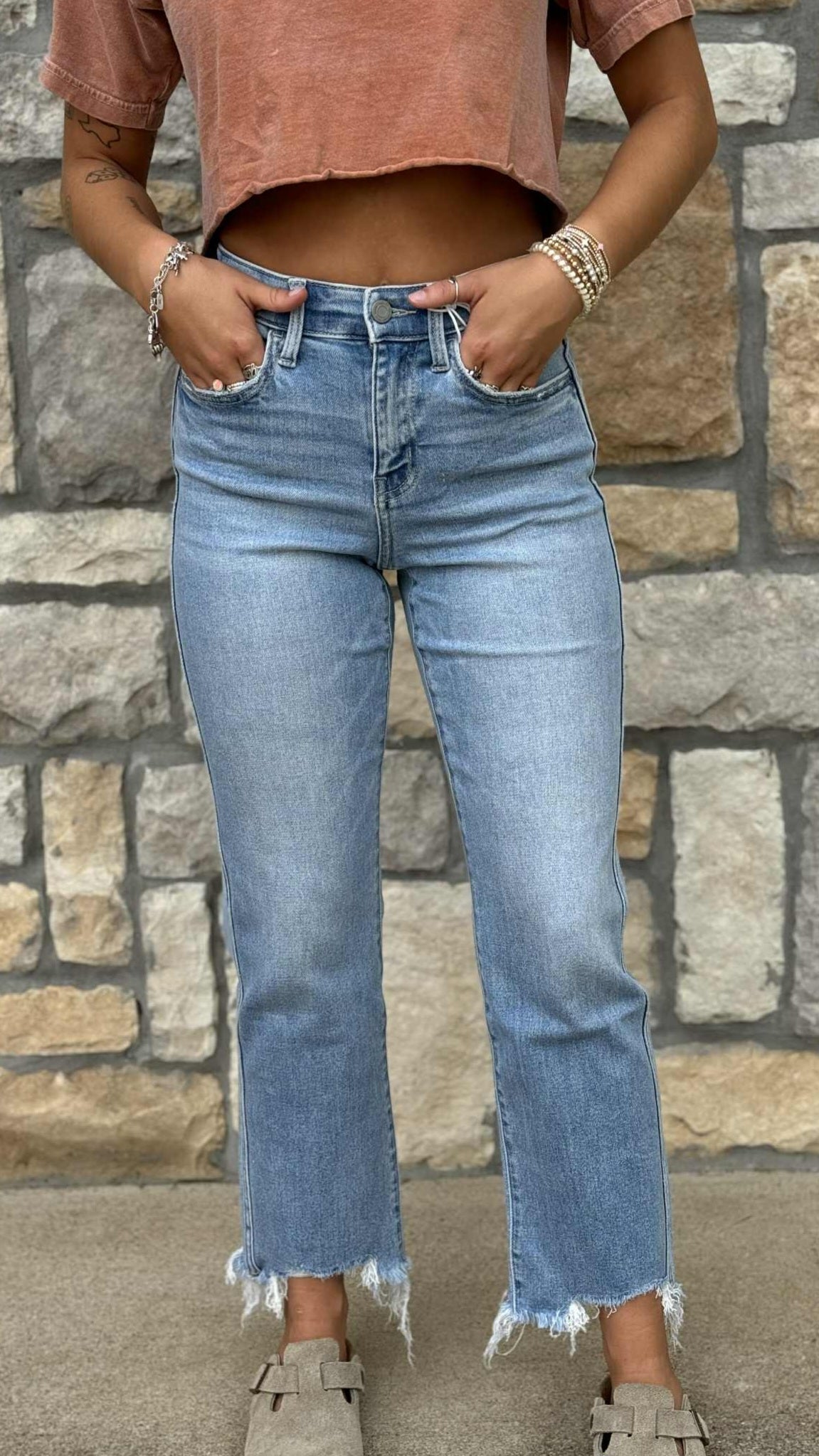 Vervet Victoria High Rise Regular Straight Jean T6478