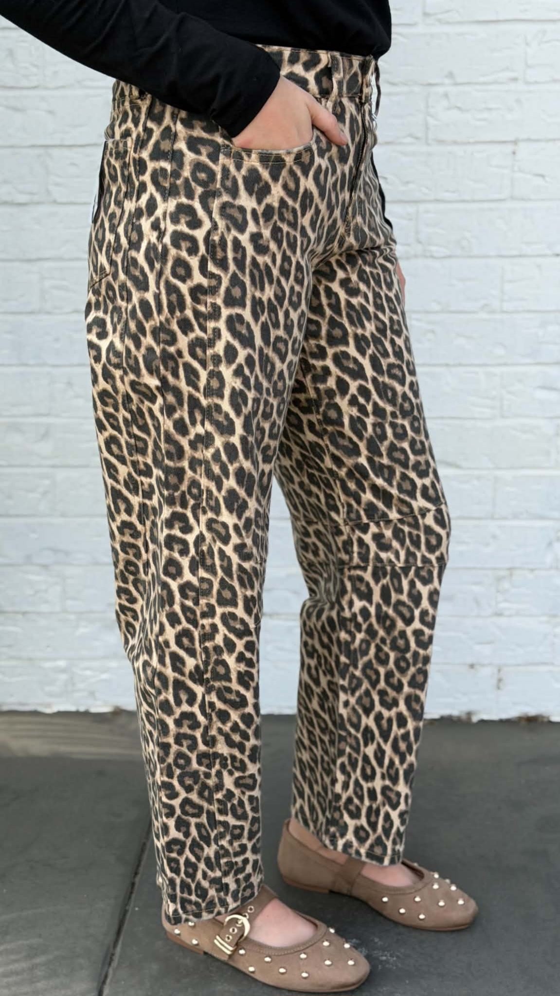 Vervet High Rise Leopard Print Barrel Jeans V3697LPD